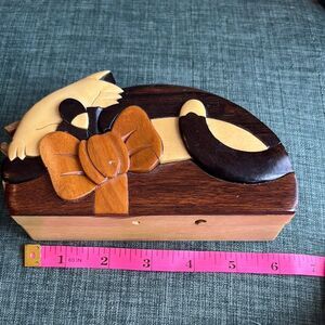Handcrafted Wooden Cat Puzzle box with Bow secret stash box unique EUC!